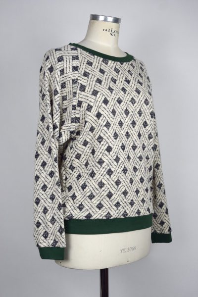 1011_pullover_chloe 1011_pullover_chloe