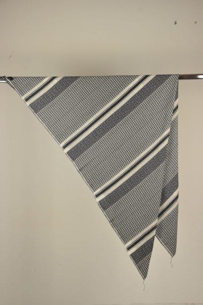 sarf poncho black:white 8