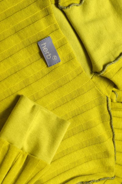 TURTLENECK YELLOW I 7007d TURTLENECK YELLOW I 7007d